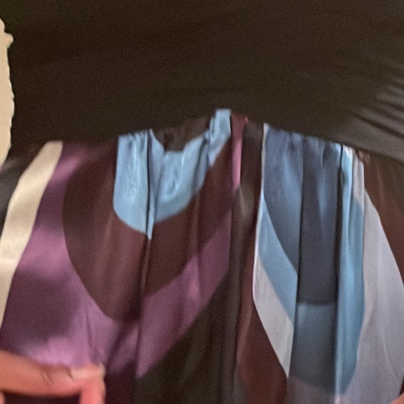 2 dresses - Picture 10 of 17